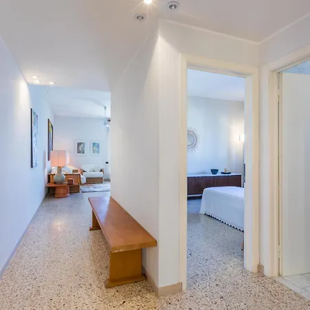 Italianway - Rossetti 3 *